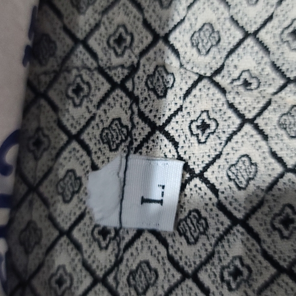 Men's Dress Shirt - Picture 4 of 4